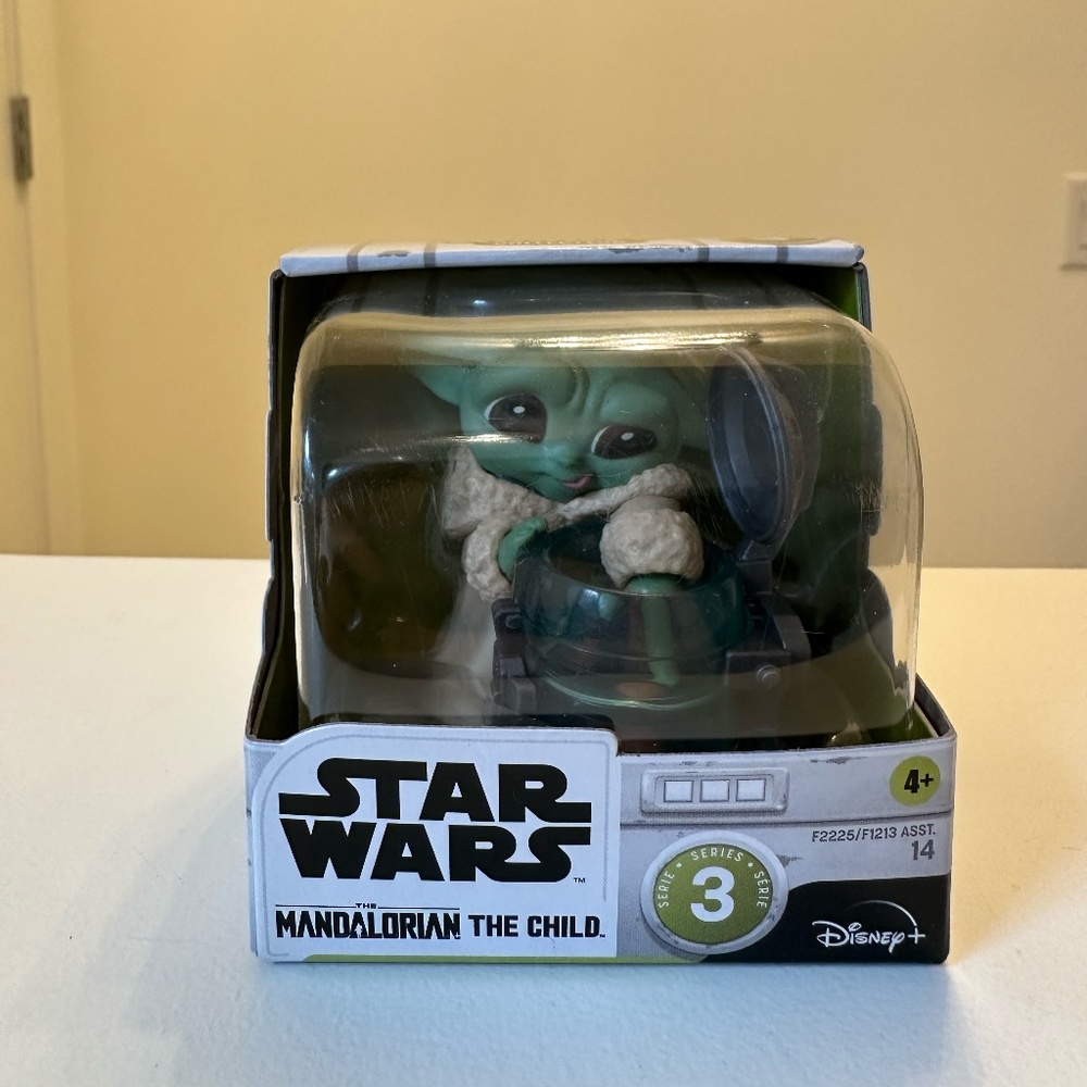 Star Wars The Mandalorian: THE CHILD